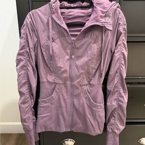 Lululemon Athletica Purple Sweatshirt with High Collar and Fitted Silhouette